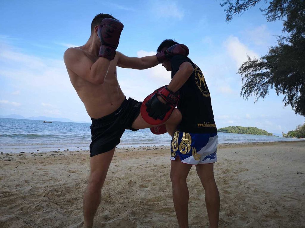 Muay Thai Training am Strand